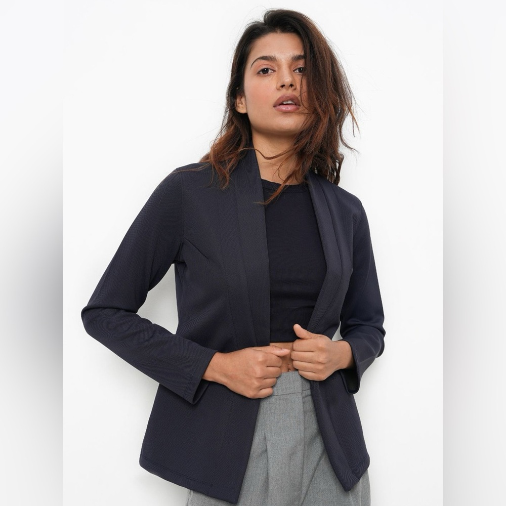 NWOT Wearever Brand Women's Black Open Front Blazer Jacket